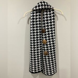 Katie Todd Black and White Houndstooth Cotton Scarf Wrap with Buttons